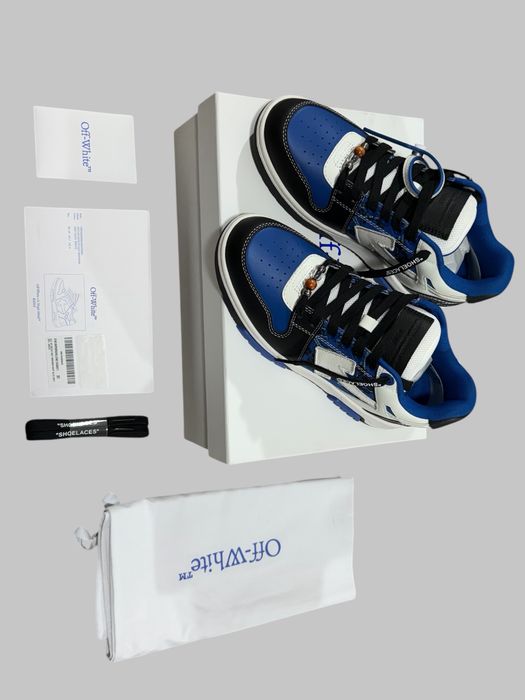 Чисто нови Off-White Sneakers