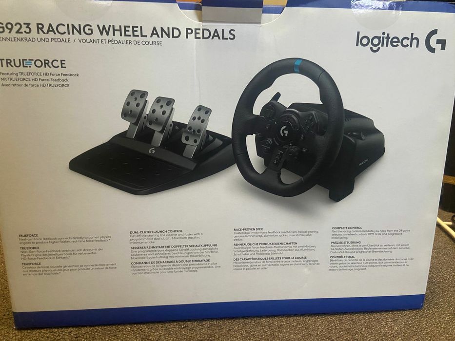 Игровой руль Logitech g923