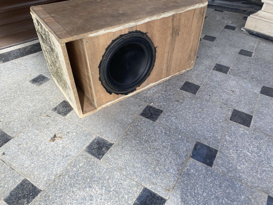 Продается саббуфер  пассивный