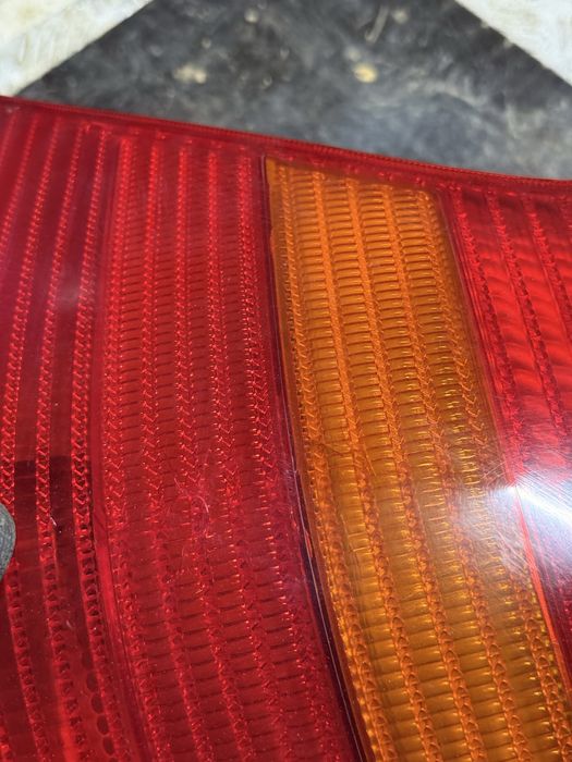 Левый фонарь хэтчбек Valeo на VW Golf 4