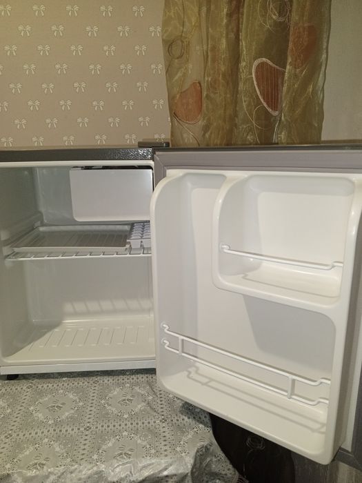 продам холодильник, новый