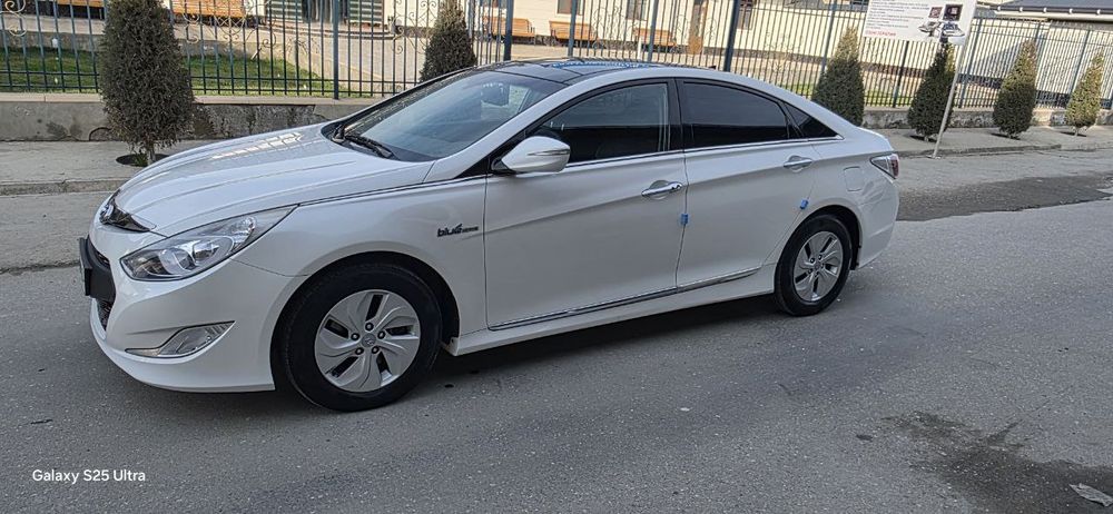 Hyundai Sonata Hybrid