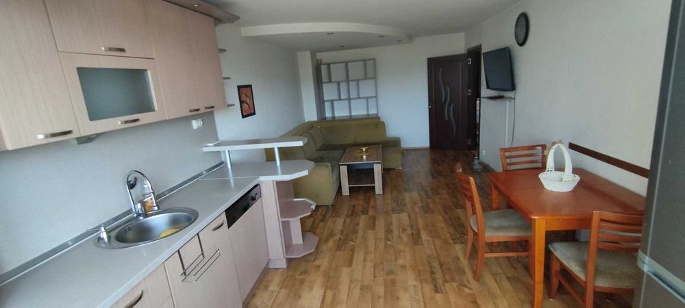 Продава се Тристаен апартамент в Варна, Владислав Варненчик - 74 кв.м за 1729 €/кв.м - Снимка #1