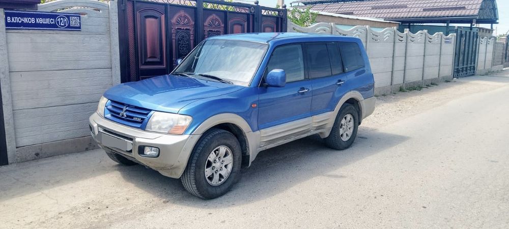 Mitsubishi pajero