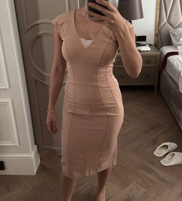 Офисные платья в отличном состоянии