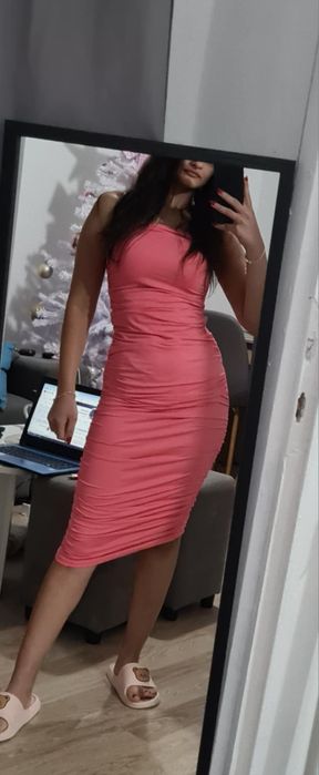 Рокля Зара в розово