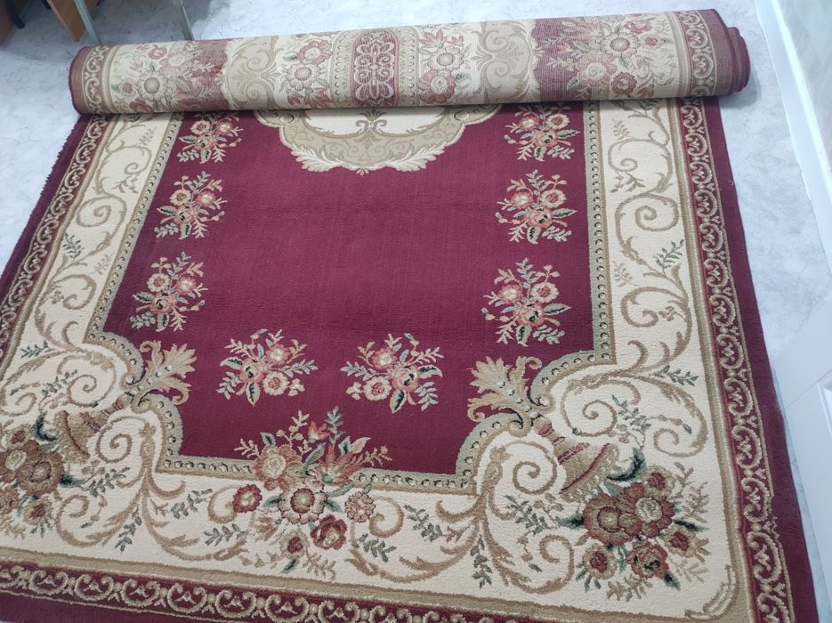 Продам шерстенной ковер