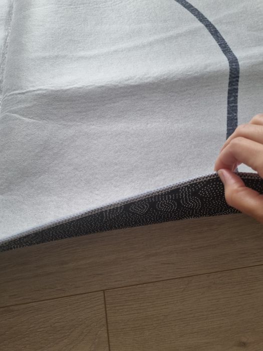 Продам новый коврик 2×3 метра.