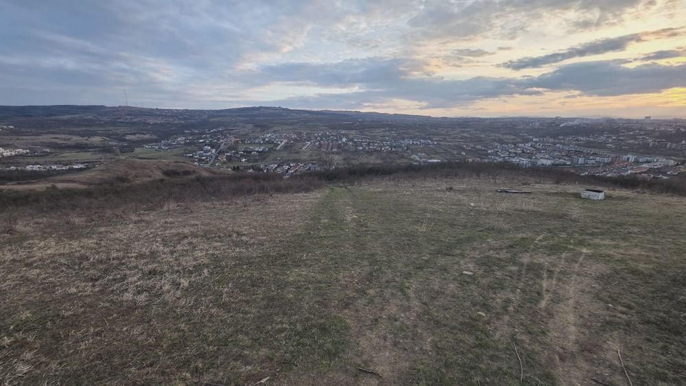 Teren de vanzare in Borhanci