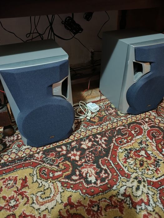 Boxe JVC 120w  8 omi