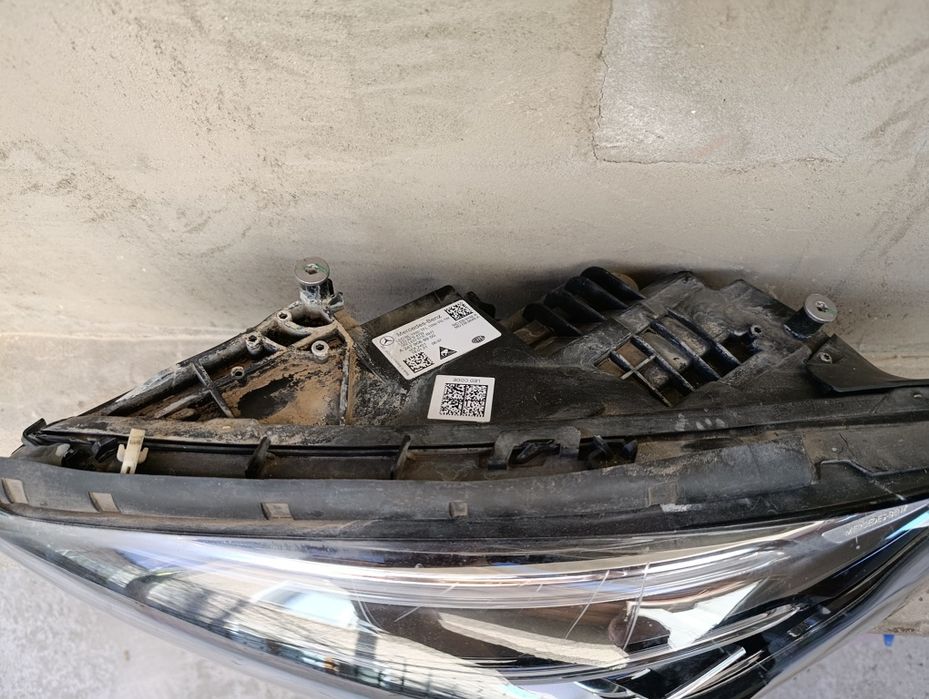 Ляв фар за Mercedes B class FUL Led original HELLA evrope