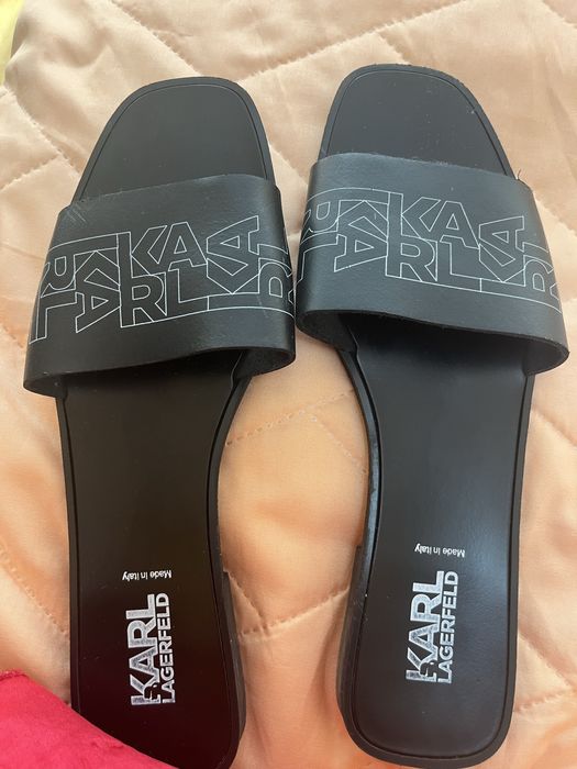 Чехли Karl Legerfilt