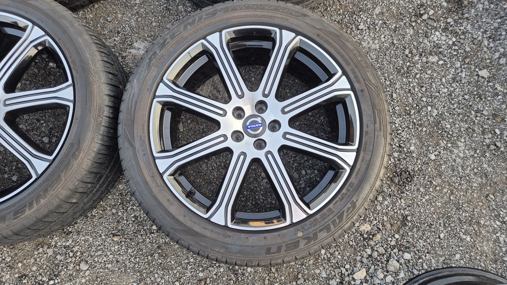 Оригинални джанти Волво 5/108 VOLVO XC60 5x108

Употребявани, Шумен