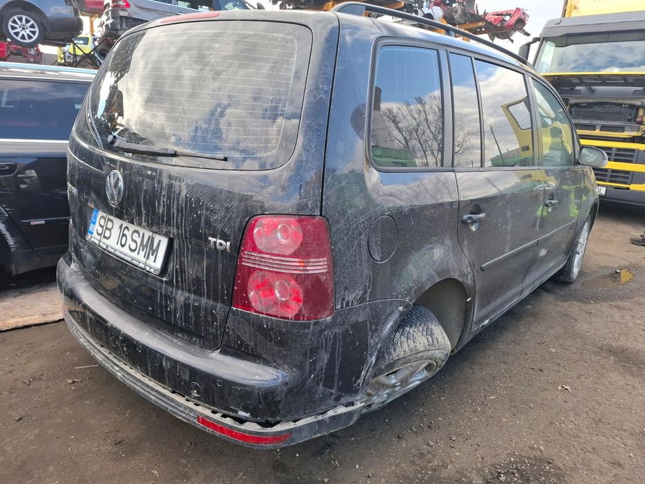 Dezmembrez Volkswagen Touran - 1 (facelift) (2006 - 2010), 1.9 tdi BLS, manual, BLS, JYK