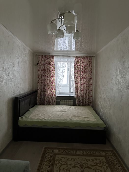 Продам 4-х квартиру в центре