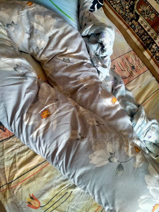 Продам подушку для беременных