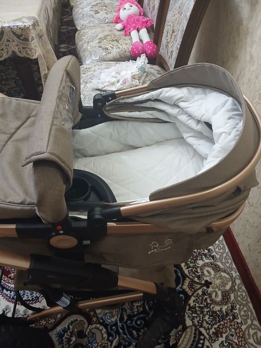 Продается коляска в хорошем состояние