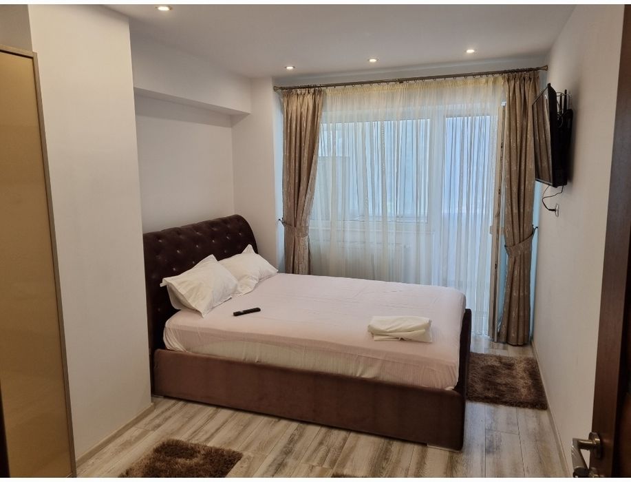 Închiriez apartament în regim hotelier zona Mall( OFER FACTURĂ )