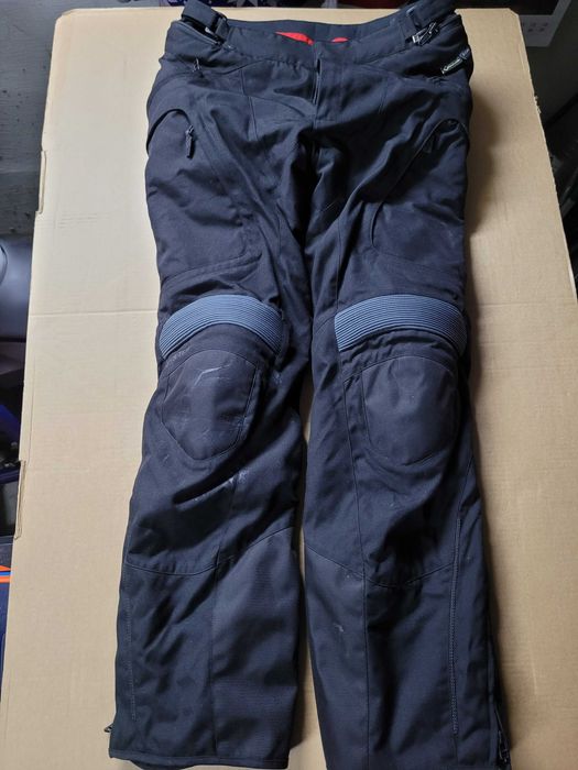 Текстилни мото панталони Dainese