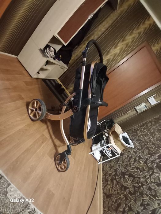 детская  коляска