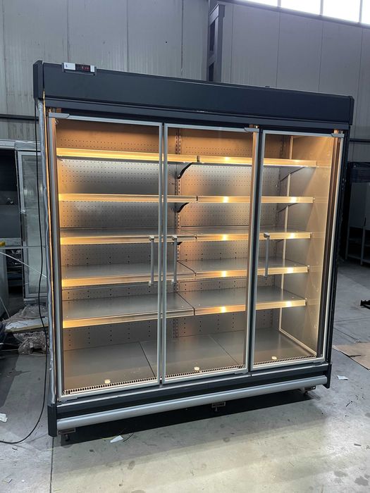 Хладилна витрина-крайстенна,модулна със стъклени врати