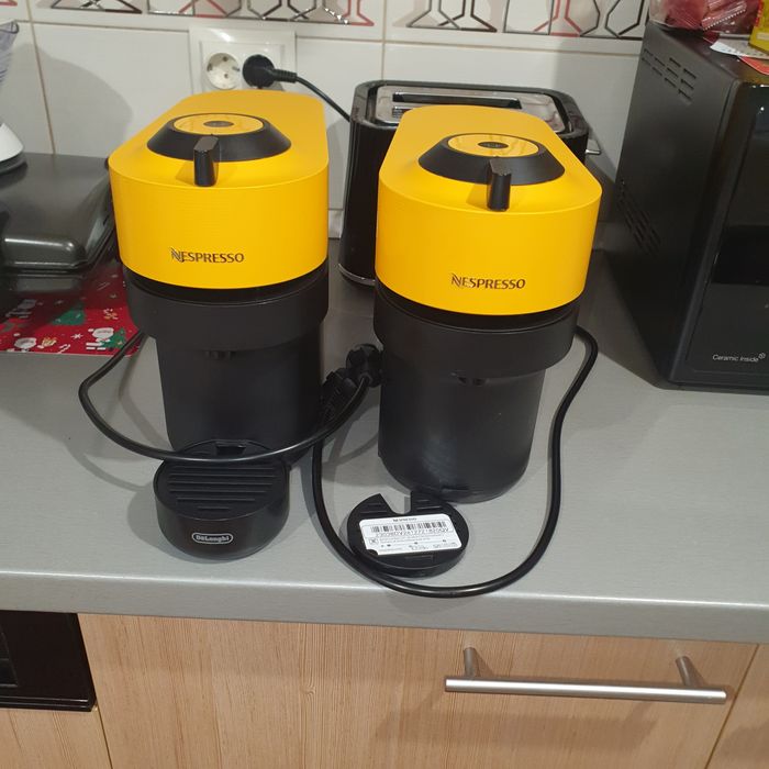 Aparat cafea Nespresso Vertuo POP galben