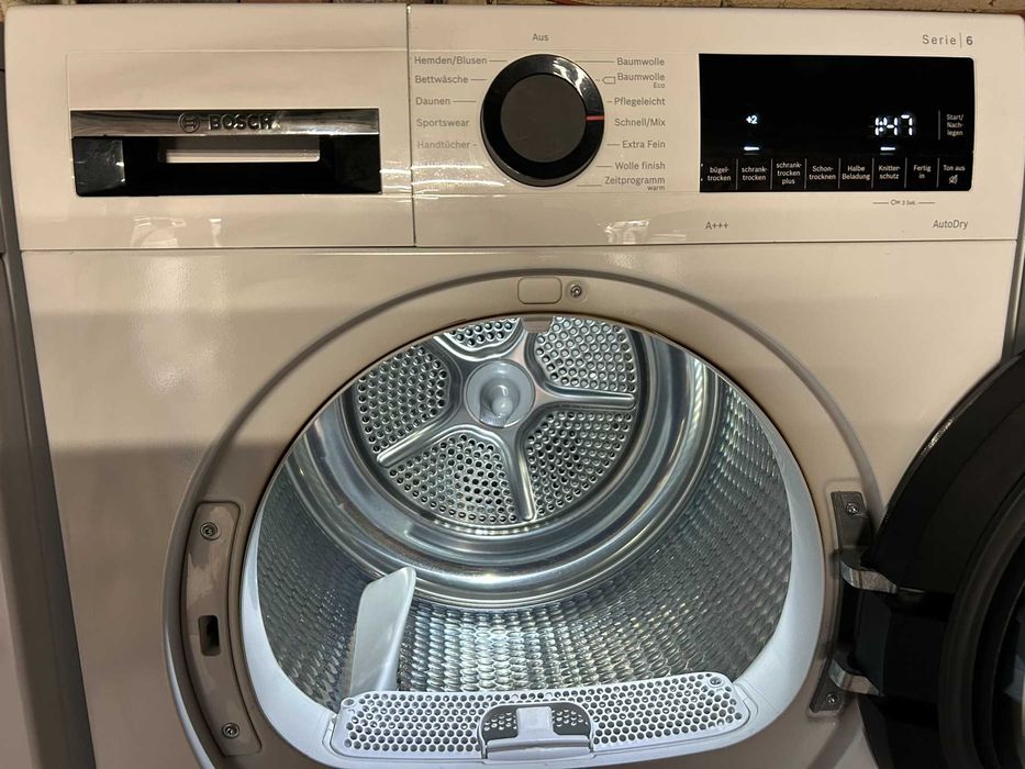Сушилня Bosch Serie 6 A+++ 8кг AutoDry