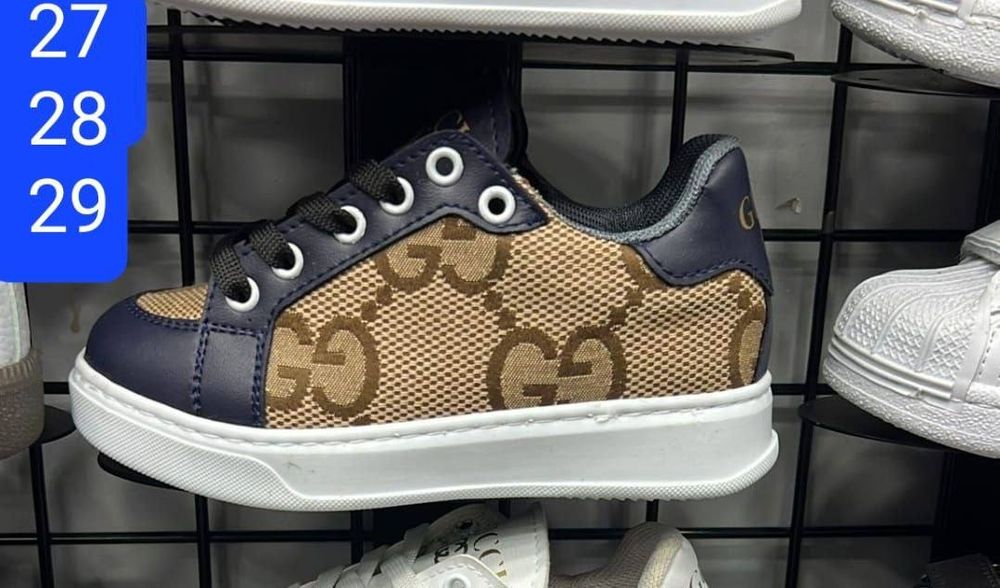 Adidasi fetite si baieti