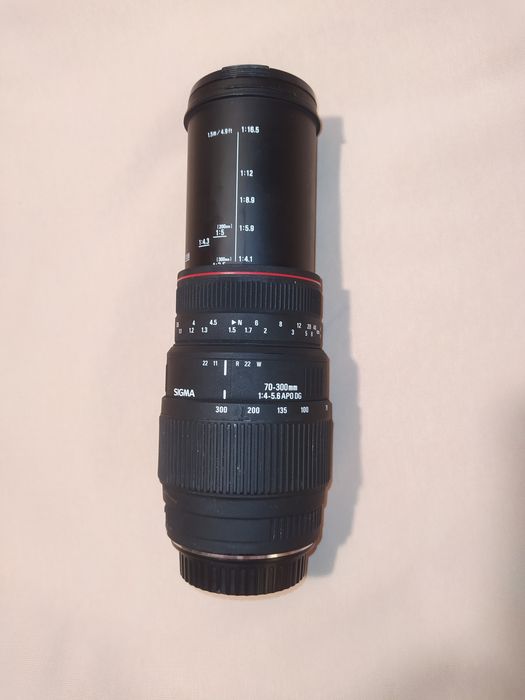 Объектив Sigma AF 70-300mm