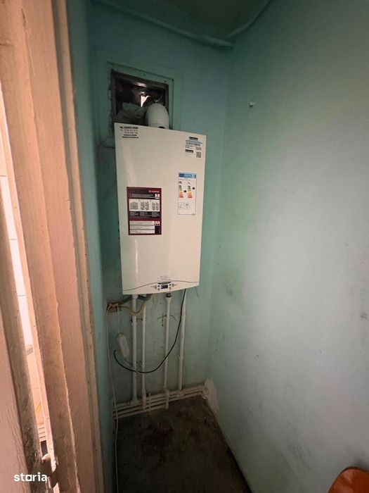 2 cam sd 52 mp suprafata totala zona decebal cantemir 70.000 eur