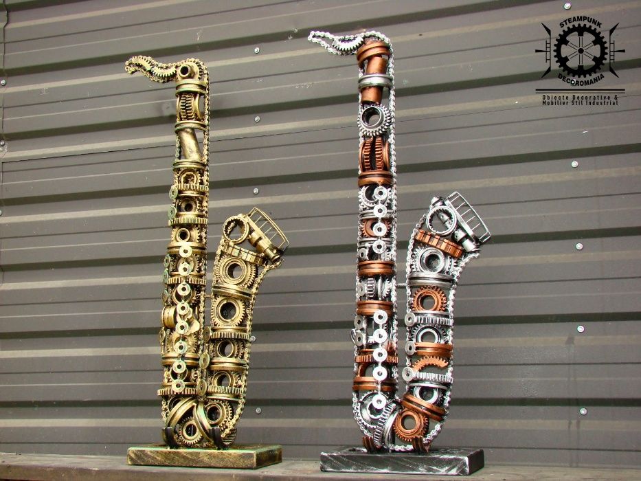 Sculptura saxofon din fier- Razvan GHITA. marime reala