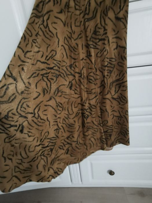Rochie banchet cu o mică trena