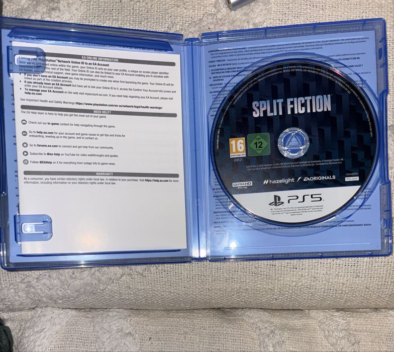Split fiction игра