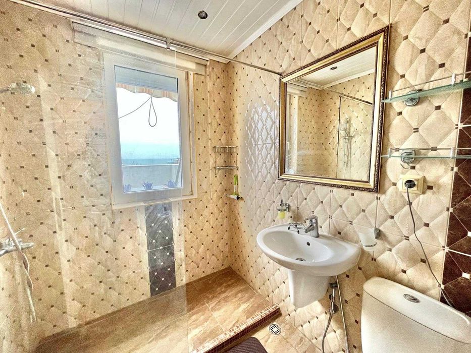 Тристаен апартамент в Равда с морска гледка!