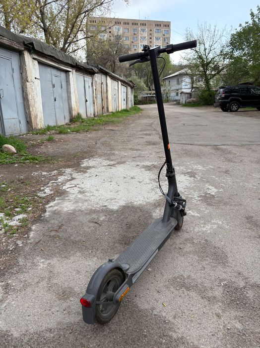 Самокат Xiaomi Mi Electric Scooter Pro 2