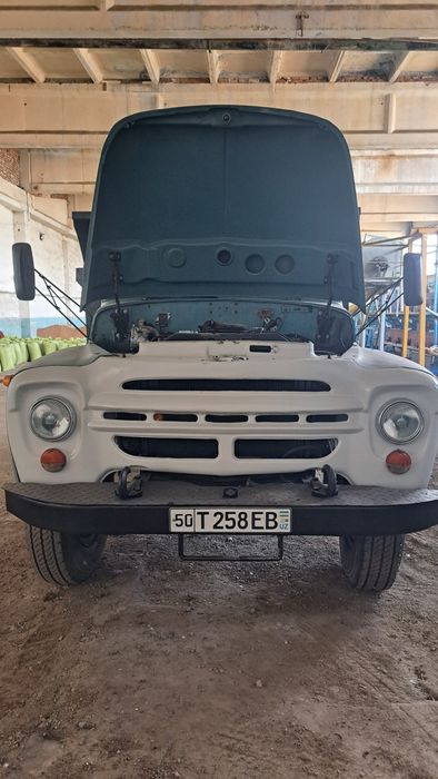 Зил самосвал 130.