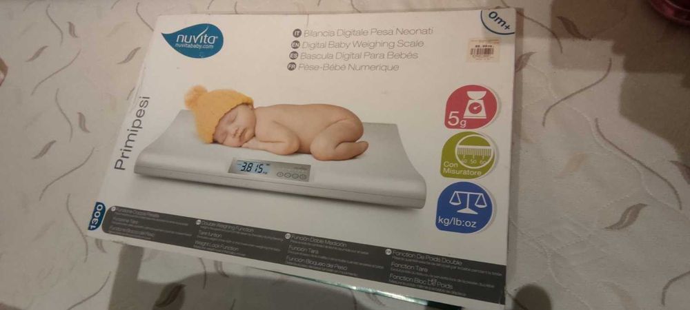 Продавам кантарче за новородено