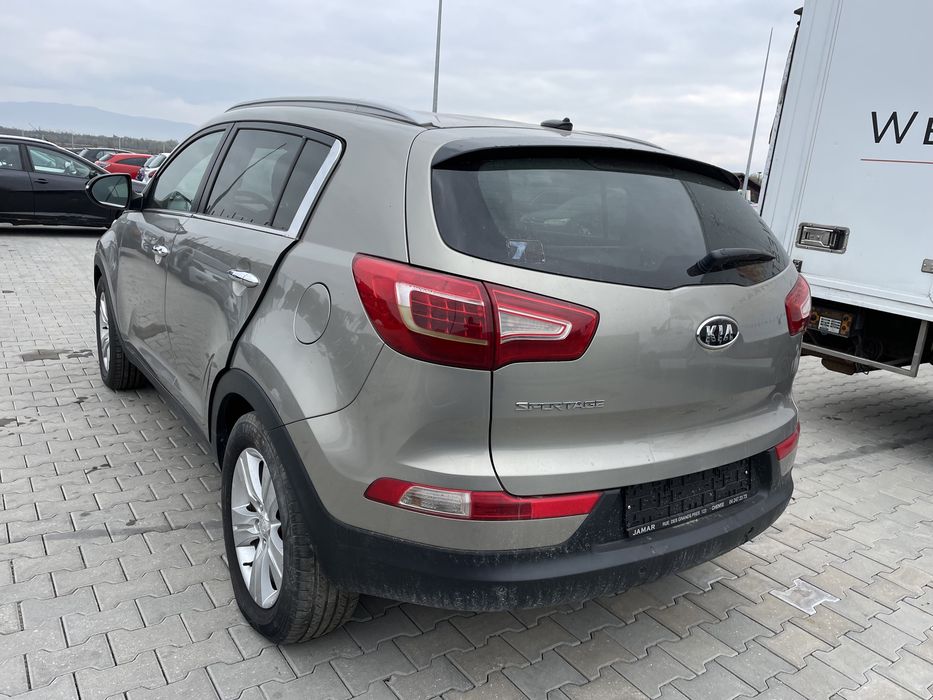 Kia Sportage 2011г/1.6i,На части