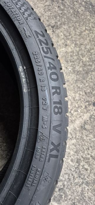 4 anvelope iarna,fata Continental 225/40/18,spate Toyo  245/35/18.