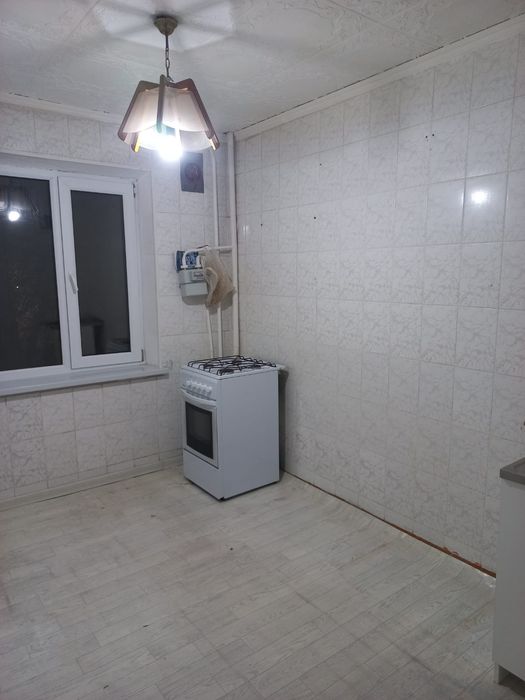 Сдам в аренду 4 комн. Квартиру