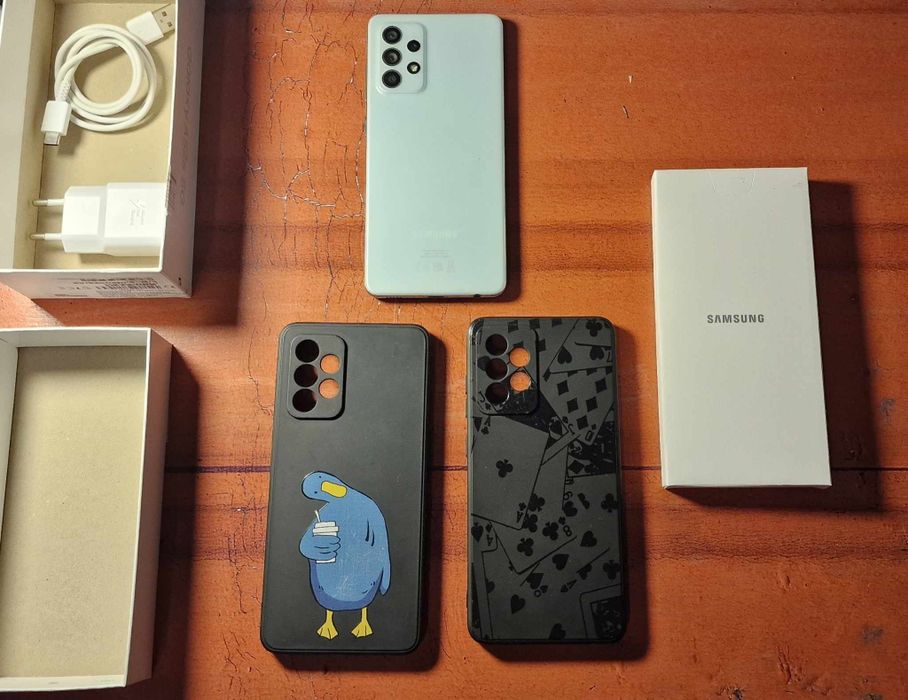 Samsung A52s 5G с два калъфа