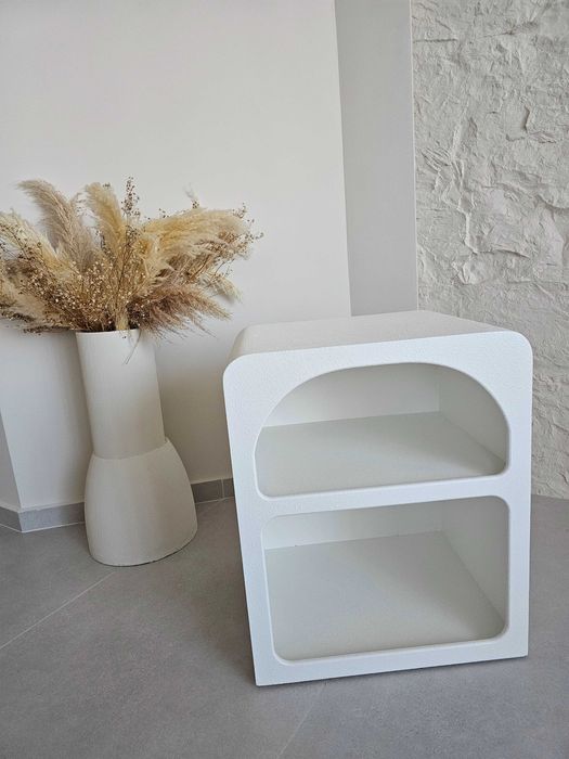 Нощно шкафче / страничен шкаф