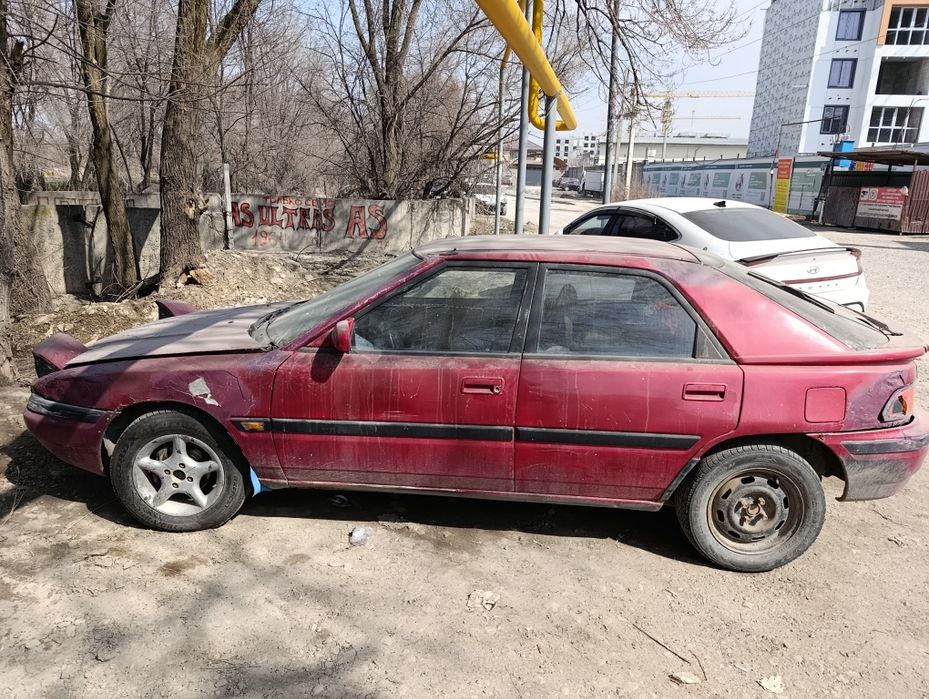 Mazda 323 об 1.6