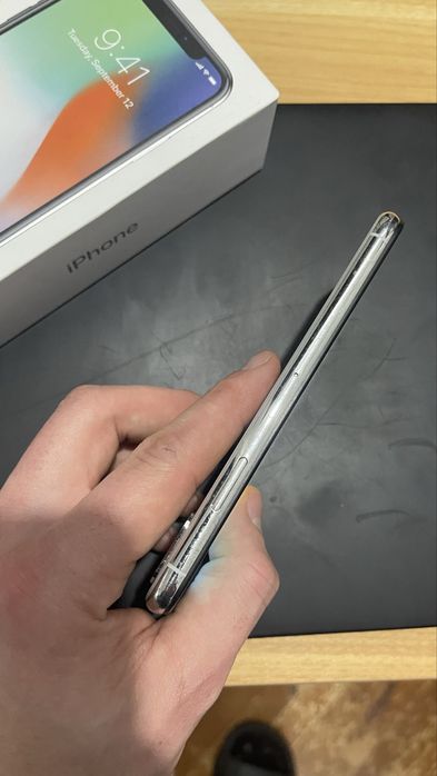 Iphone X 64GB с нова батерия