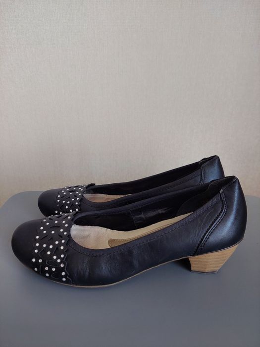 Женская обувь 36 размер