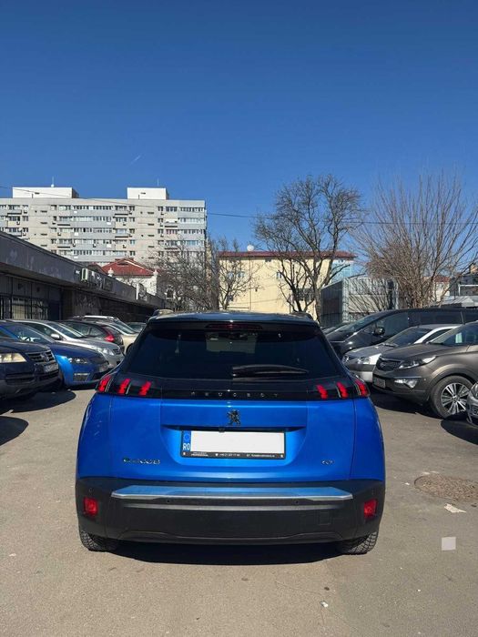 Peugeot e-2008 Electric GT· 2021 136 CP