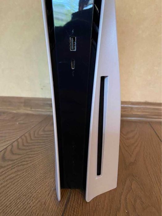 Конзола Playstation 5 Disc Edition 825GB