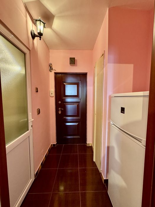 Garsoniera de închiriat, 28 mp, zona Grigore Alexandrescu