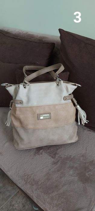 Дамски чанти различни цветове