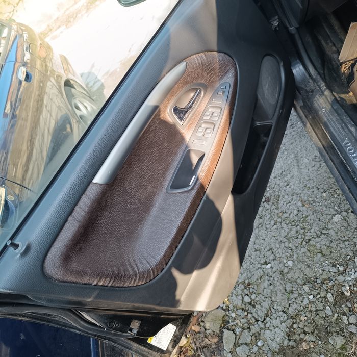 Volvo V40 1.9 dci 115 на части